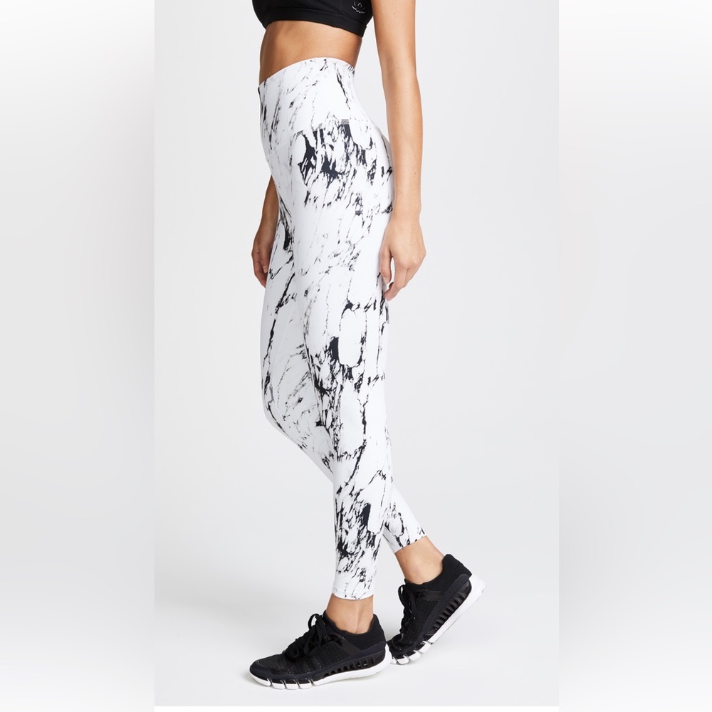 RARE Beyond Yoga Olympus Leggings in White Marble Sz S